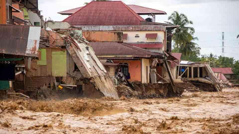 Over 900 Dead in Sri Lanka, Indonesia, Thailand Floods.jpg